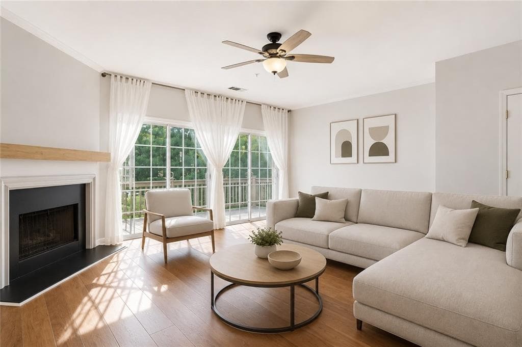 2 bedroom, 3 bathroom, 1,218 sq ft townhouse for sale at 1465 Kilmington Court, Alpharetta, GA 30009 — photo 2