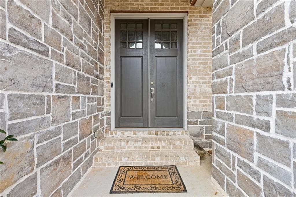 5 bedroom, 5 bathroom, 6,165 sq ft single family residence for sale at 1560 Tapestry Ridge, Lawrenceville, GA 30045 — photo 3