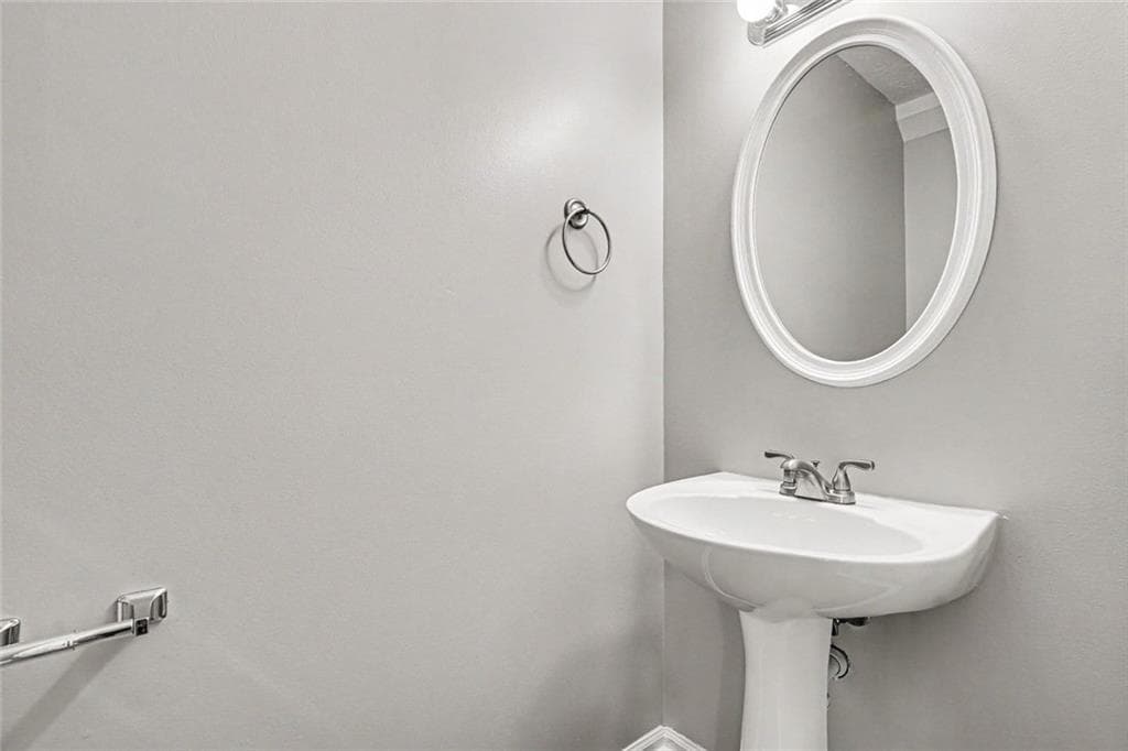 3 bedroom, 3 bathroom, 1,724 sq ft single family residence for sale at 35 Arnold Way, Covington, GA 30016 — photo 5