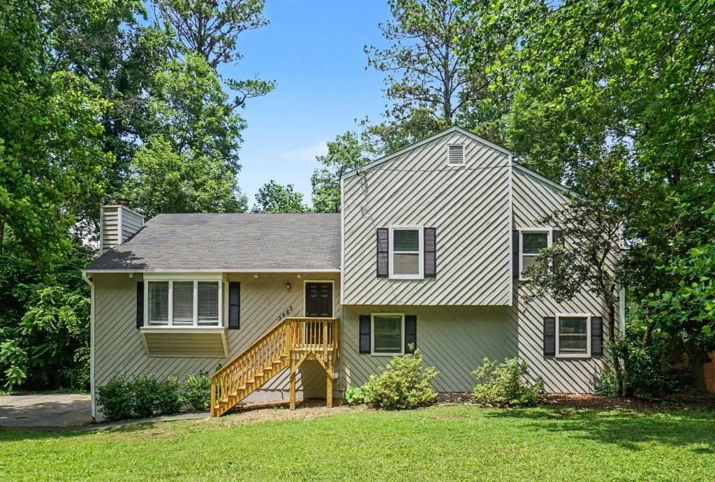 3985 Lookout Point Drive, Marietta, GA 30066 — most recent listing photo