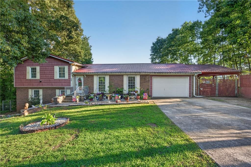 160 Charlotte Boulevard, Stockbridge, GA 30281 — most recent listing photo