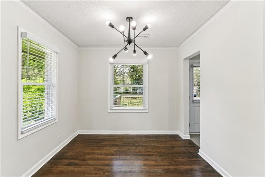3 bedroom, 2 bathroom, 1,134 sq ft single family residence under contract at 1767 Lynn Lane, Decatur, GA 30032 — photo 6