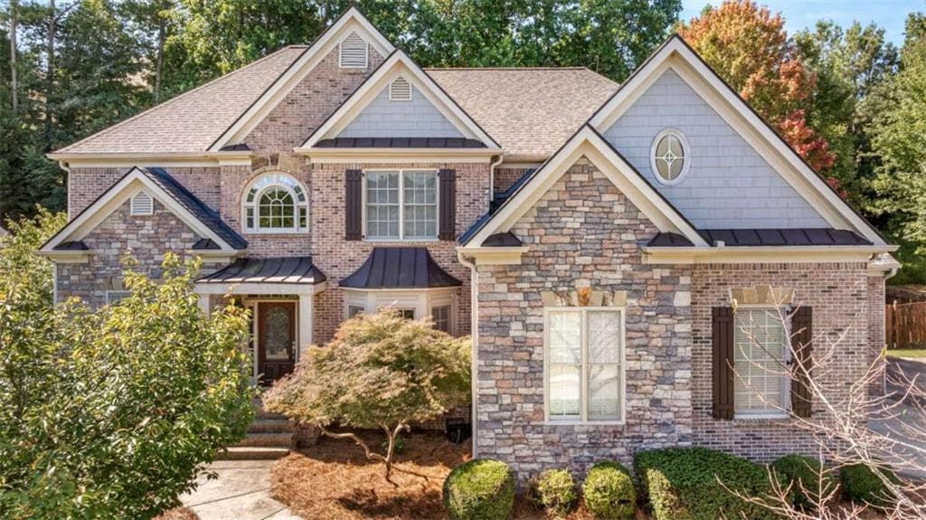 5 bedroom, 4 bathroom, 6,068 sq ft single family residence for rent at 1475 Boomer Circle, Suwanee, GA 30024 for $4,750 a month — photo 2
