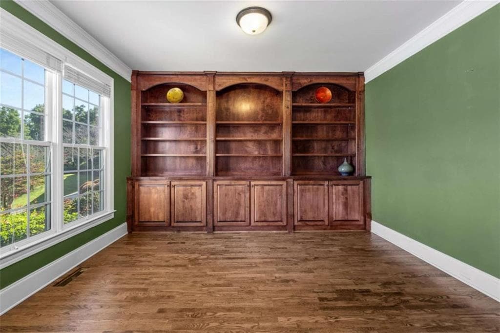 5 bedroom, 4 bathroom, 6,068 sq ft single family residence for rent at 1475 Boomer Circle, Suwanee, GA 30024 for $4,750 a month — photo 10