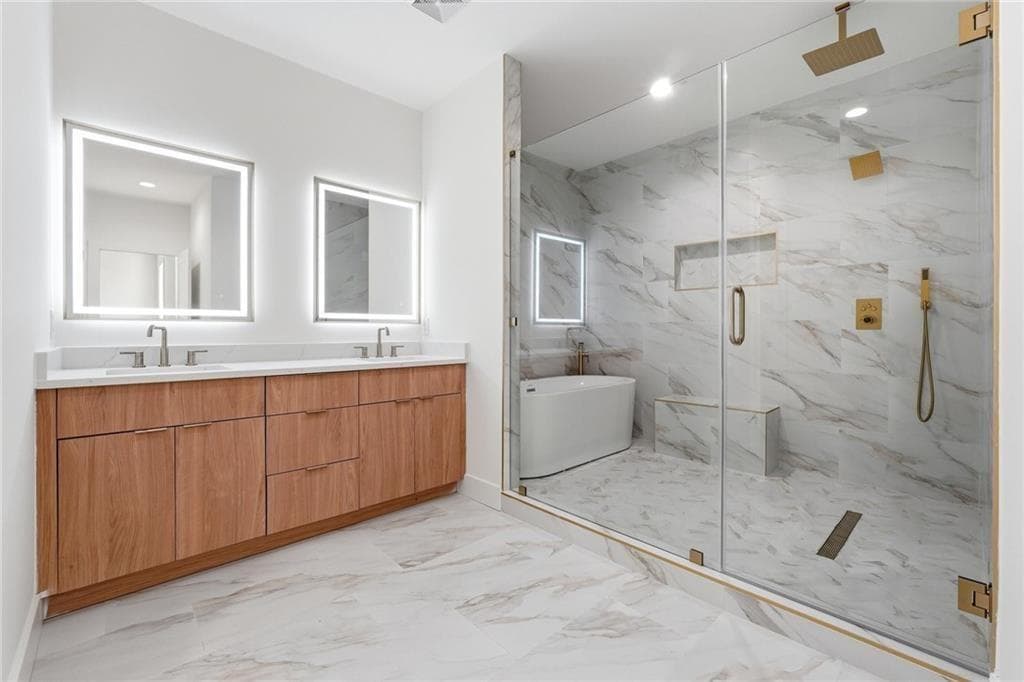 7 bedroom, 9 bathroom, 6,488 sq ft single family residence for sale at 1696 Dunwoody Place, Atlanta, GA 30324 — photo 10