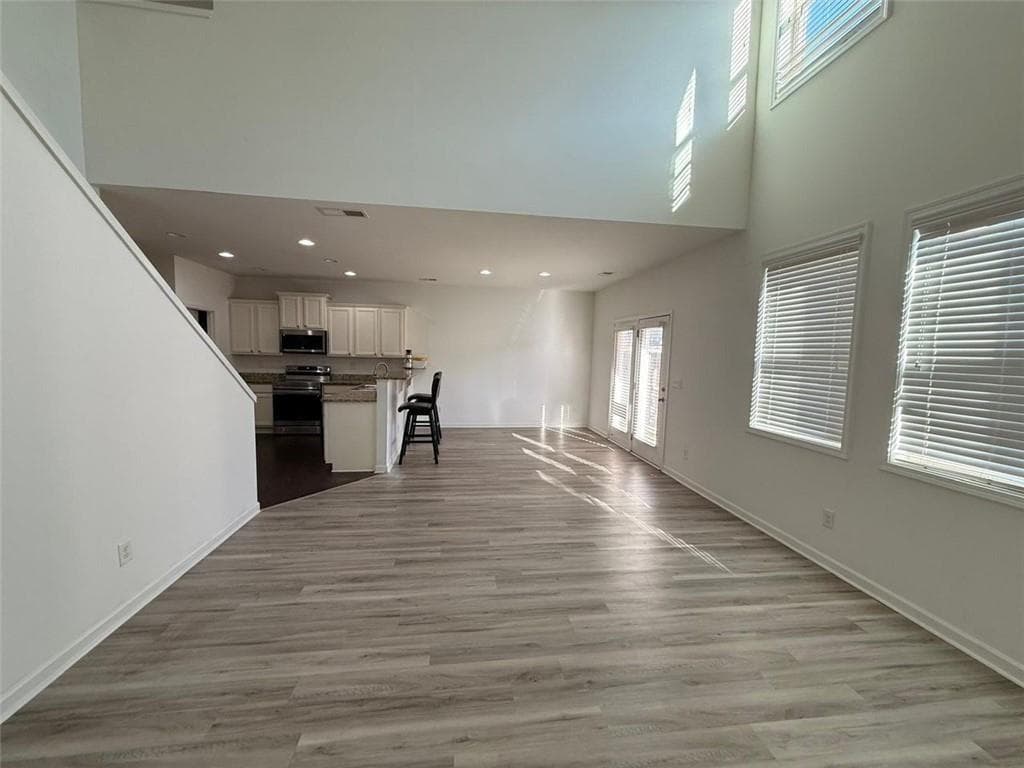 3 bedroom, 3 bathroom, 2,163 sq ft single family residence for sale at 2450 Oakleaf Circle, Lithonia, GA 30058 — photo 7