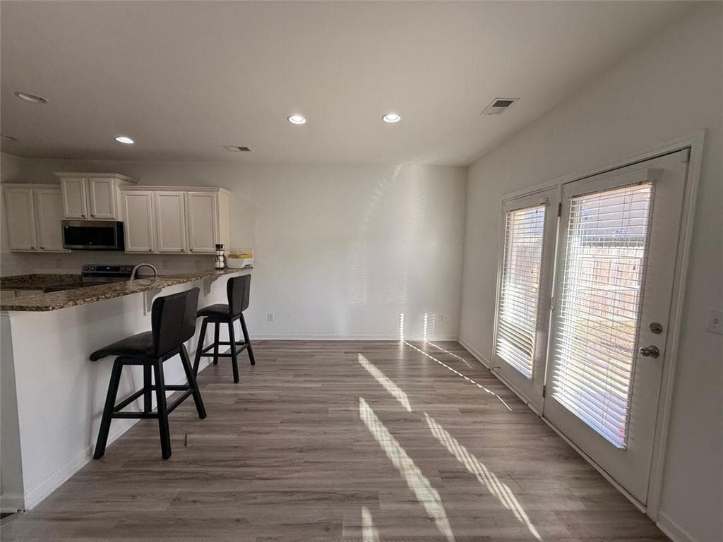 3 bedroom, 3 bathroom, 2,163 sq ft single family residence for sale at 2450 Oakleaf Circle, Lithonia, GA 30058 — photo 10