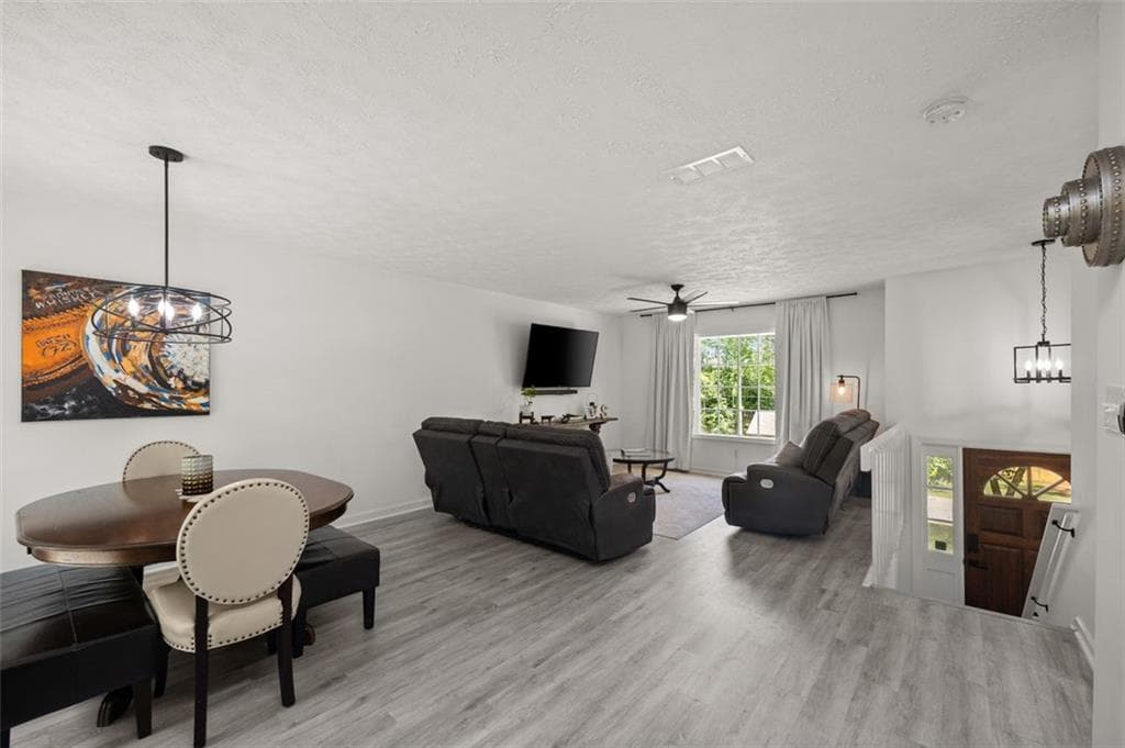 3 bedroom, 3 bathroom, 1,646 sq ft single family residence for sale at 6262 LAUREL WOOD Trail, Flowery Branch, GA 30542 — photo 9