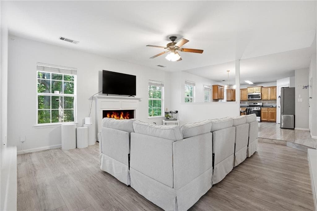 4 bedroom, 3 bathroom, 2,760 sq ft single family residence for sale at 209 Randy Way, Dallas, GA 30132 — photo 6