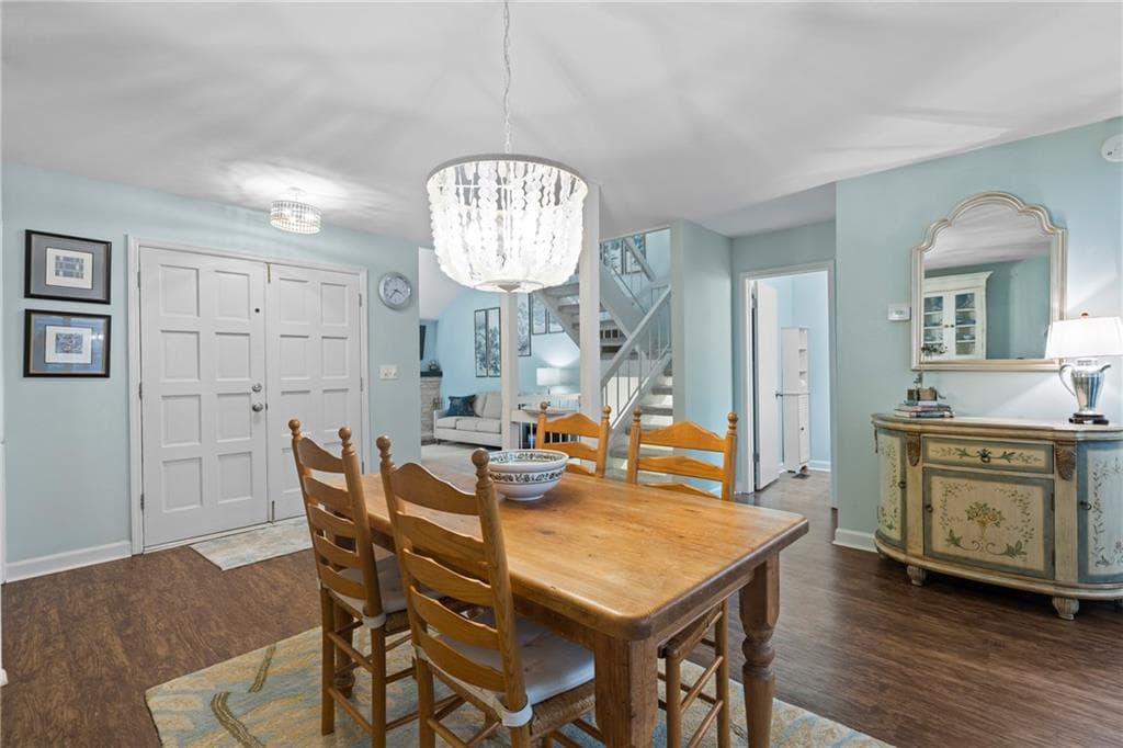 3 bedroom, 3 bathroom, 1,547 sq ft townhouse for sale at 3060 Balearic Drive, Marietta, GA 30067 — photo 7