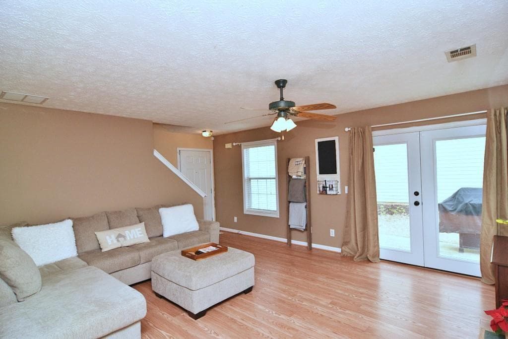 3 bedroom, 3 bathroom, 1,328 sq ft single family residence for rent at 13361 Harpley Court, Alpharetta, GA 30004 for $2,300 a month — photo 7