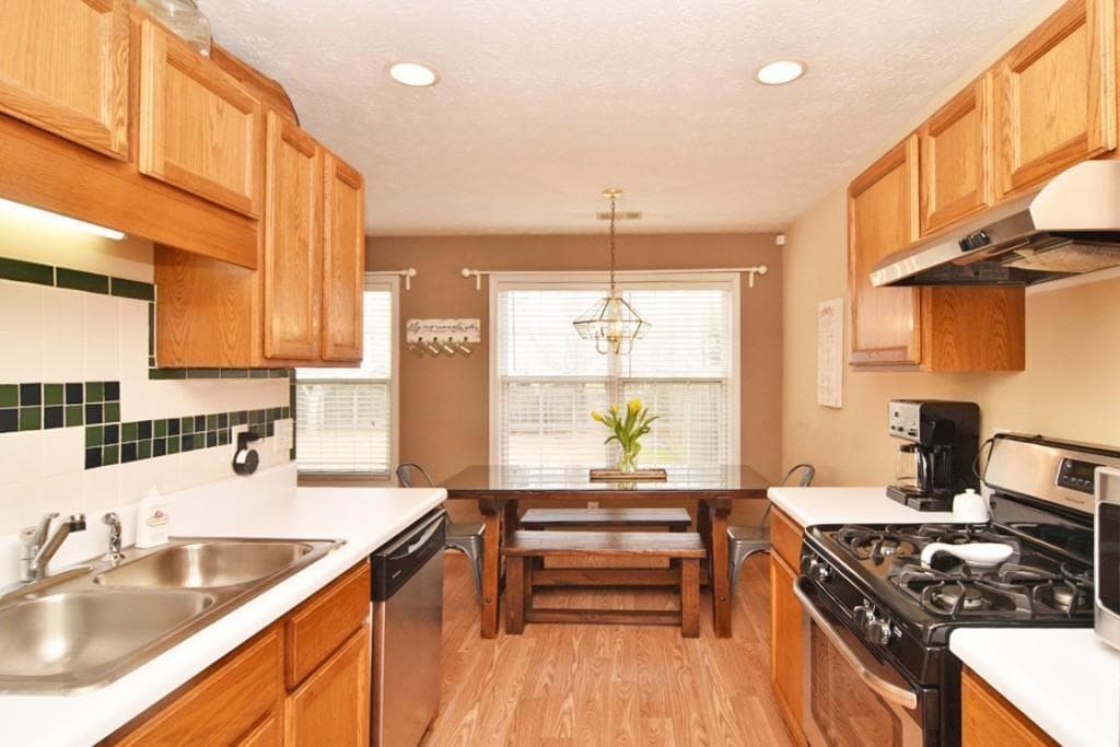 3 bedroom, 3 bathroom, 1,328 sq ft single family residence for rent at 13361 Harpley Court, Alpharetta, GA 30004 for $2,300 a month — photo 10