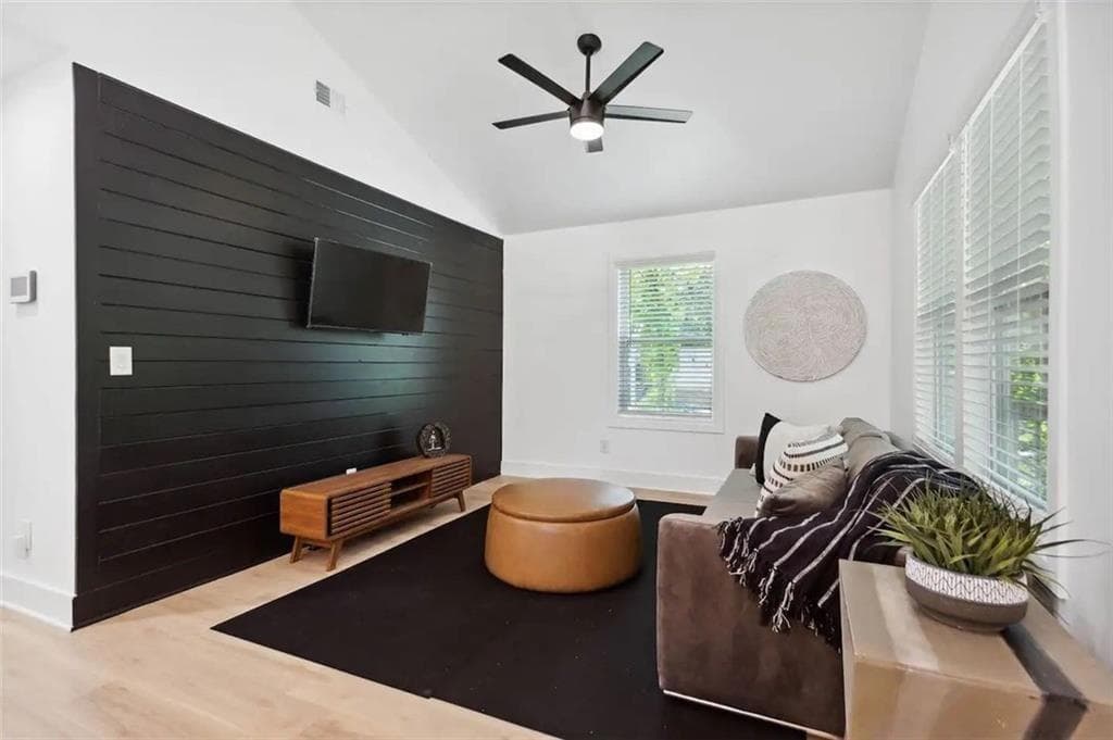 3 bedroom, 2 bathroom, 1,648 sq ft single family residence for rent at 725 Alta Place, Atlanta, GA 30318 for $2,700 a month — photo 4
