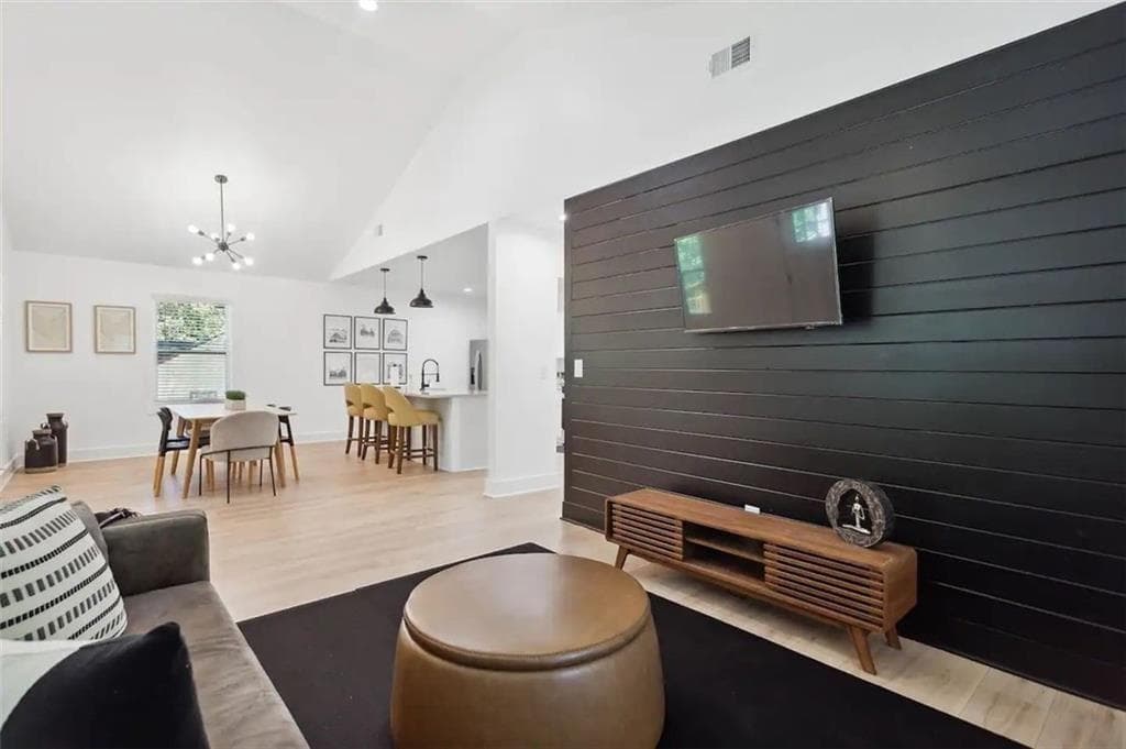 3 bedroom, 2 bathroom, 1,648 sq ft single family residence for rent at 725 Alta Place, Atlanta, GA 30318 for $2,700 a month — photo 5