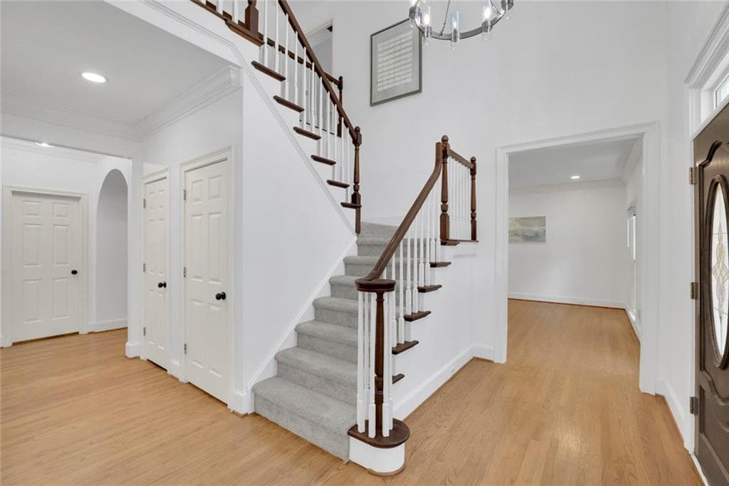 5 bedroom, 5 bathroom, 4,857 sq ft single family residence under contract at 3203 Powder Mill Place, Marietta, GA 30067 — photo 3