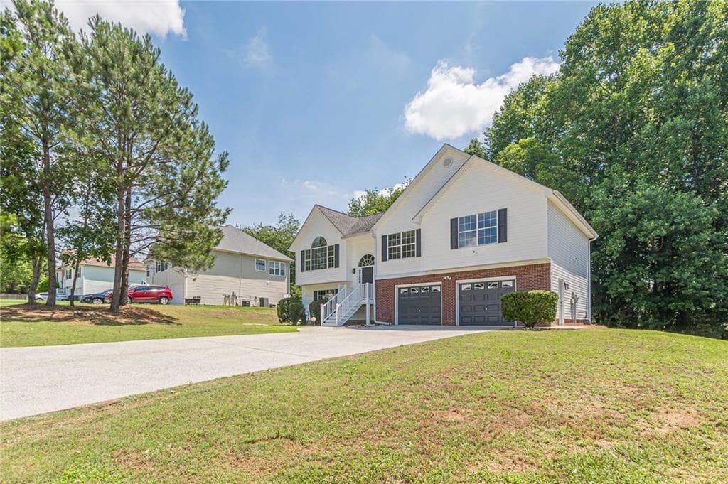 4 bedroom, 3 bathroom, 1,916 sq ft single family residence for sale at 133 Four Oaks Drive, Powder Springs, GA 30127 — photo 4