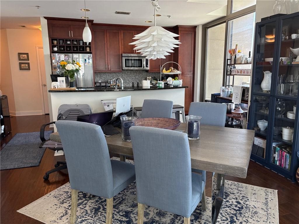 2 bedroom, 3 bathroom, 1,369 sq ft condominium for rent at 270 17th Street 1112, Atlanta, GA 30363 for $3,100 a month — photo 2