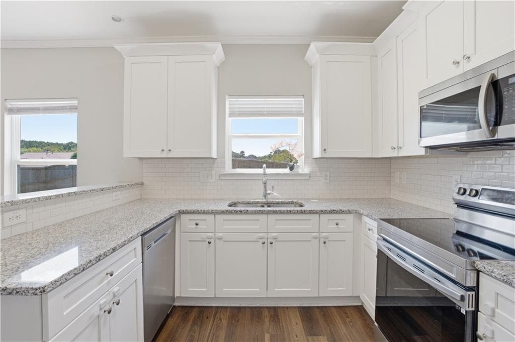 4 bedroom, 3 bathroom, 2,239 sq ft single family residence for sale at 303 Melody Lane, Cartersville, GA 30121 — photo 9