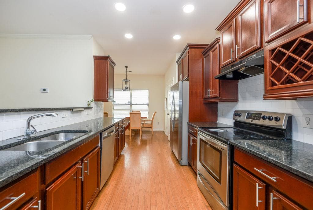 3 bedroom, 3 bathroom, 2,114 sq ft single family residence for sale at 2480 Arnold Mill Road, Lawrenceville, GA 30044 — photo 8