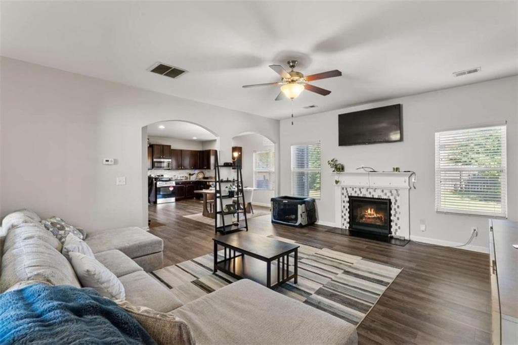 4 bedroom, 3 bathroom, 2,228 sq ft single family residence for sale at 1420 Worcester Trail, Mcdonough, GA 30253 — photo 6