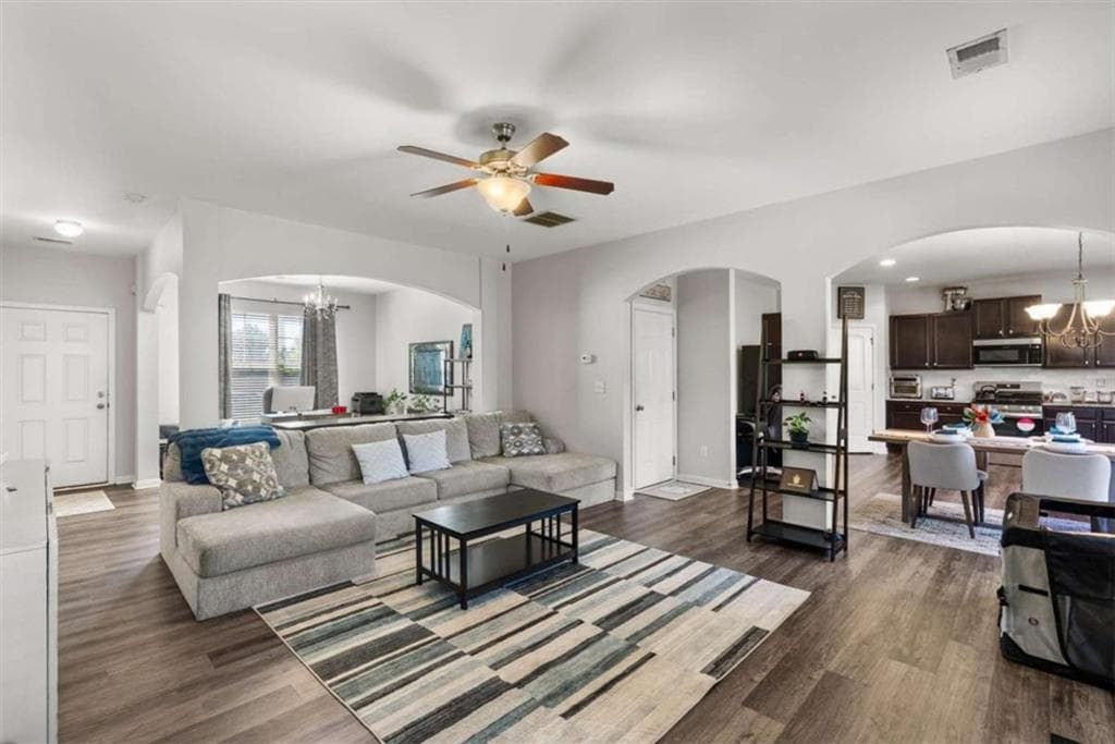 4 bedroom, 3 bathroom, 2,228 sq ft single family residence for sale at 1420 Worcester Trail, Mcdonough, GA 30253 — photo 7