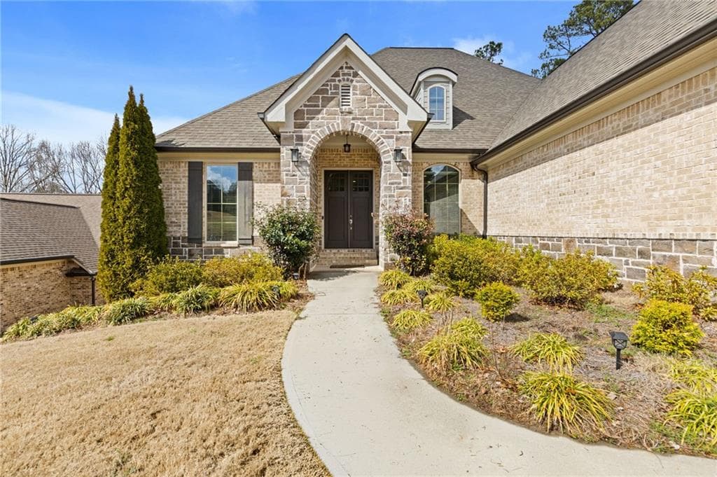 5 bedroom, 5 bathroom, 6,165 sq ft single family residence for sale at 1560 Tapestry Ridge, Lawrenceville, GA 30045 — photo 2