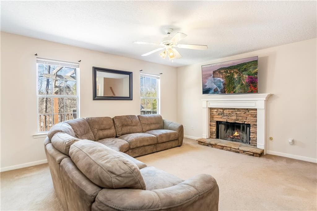 3 bedroom, 3 bathroom, 2,024 sq ft single family residence for sale at 8810 Brookhurst Trail, Gainesville, GA 30506 — photo 5