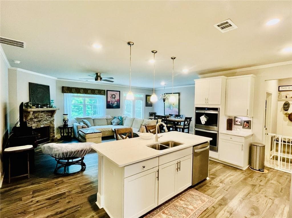 4 bedroom, 3 bathroom, 2,405 sq ft single family residence for sale at 3015 Winding Ridge, Waleska, GA 30183 — photo 6