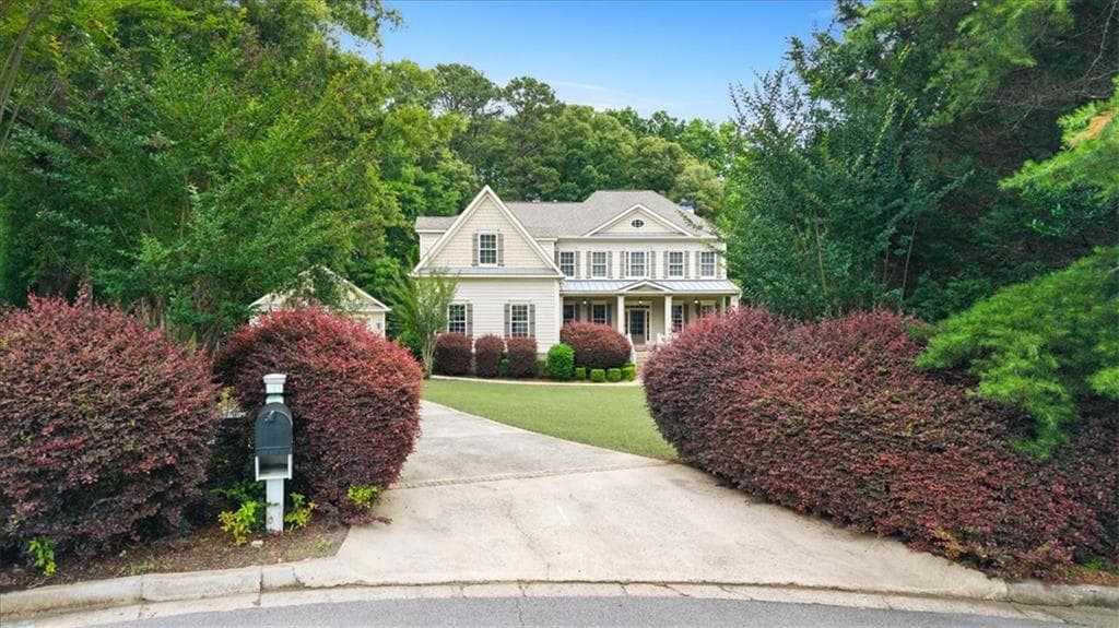 5 bedroom, 5 bathroom, 6,365 sq ft single family residence for sale at 219 Kelvington Way, Peachtree City, GA 30269 — photo 3