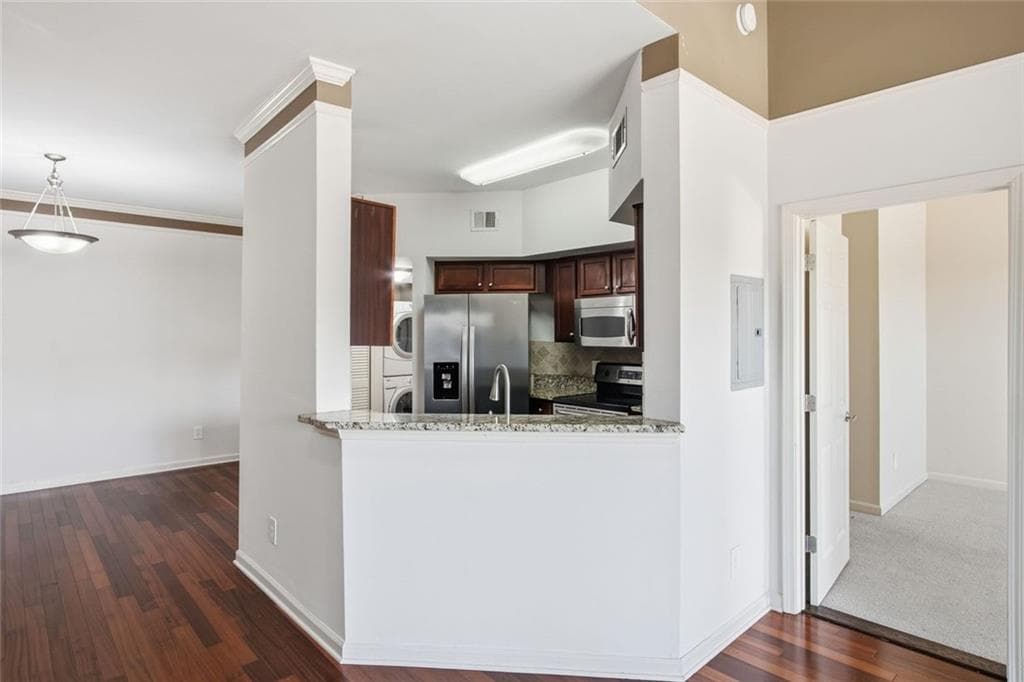 1 bedroom, 1 bathroom, 830 sq ft condominium for sale at 200 Renaissance Parkway 310, Atlanta, GA 30308 — photo 3
