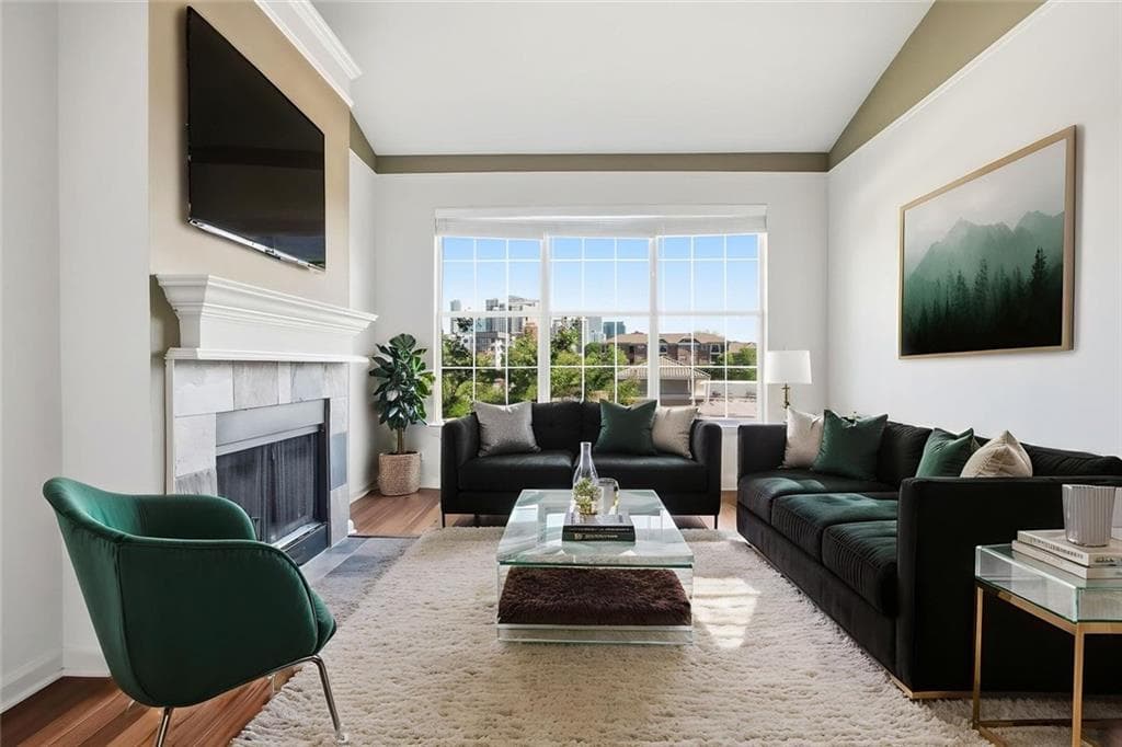 1 bedroom, 1 bathroom, 830 sq ft condominium for sale at 200 Renaissance Parkway 310, Atlanta, GA 30308 — photo 6