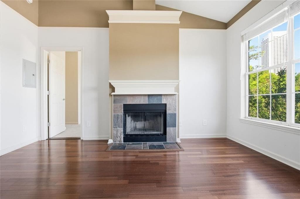 1 bedroom, 1 bathroom, 830 sq ft condominium for sale at 200 Renaissance Parkway 310, Atlanta, GA 30308 — photo 7