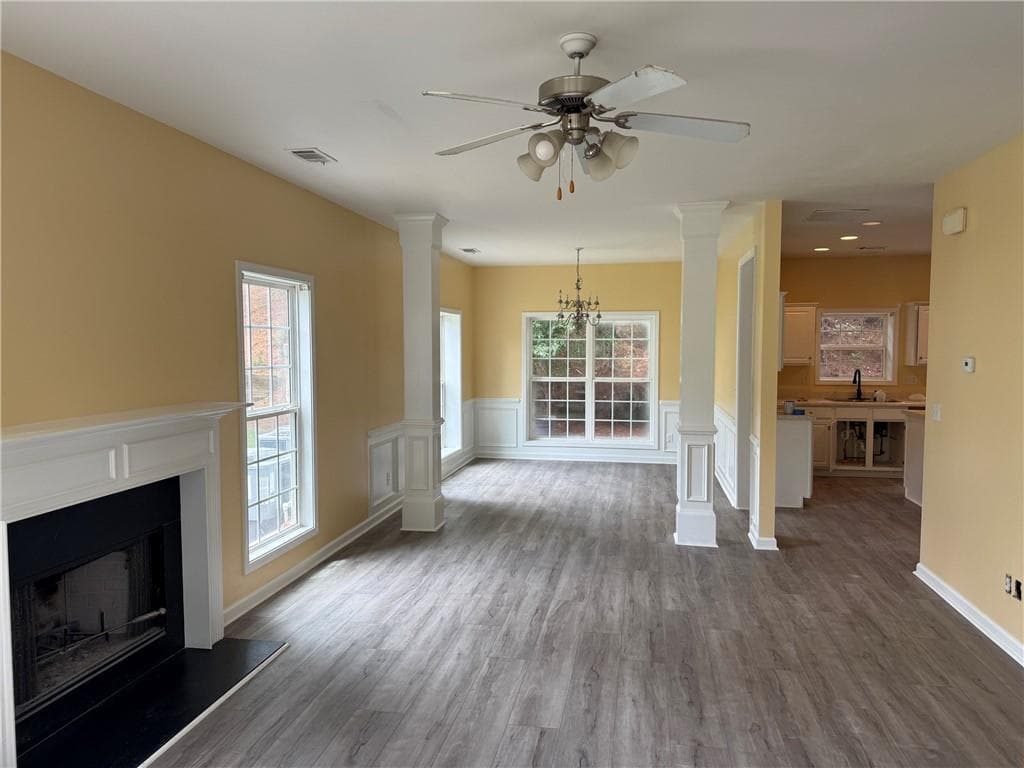 4 bedroom, 3 bathroom, 2,142 sq ft single family residence for sale at 4542 Elsinore Circle, Norcross, GA 30071 — photo 4