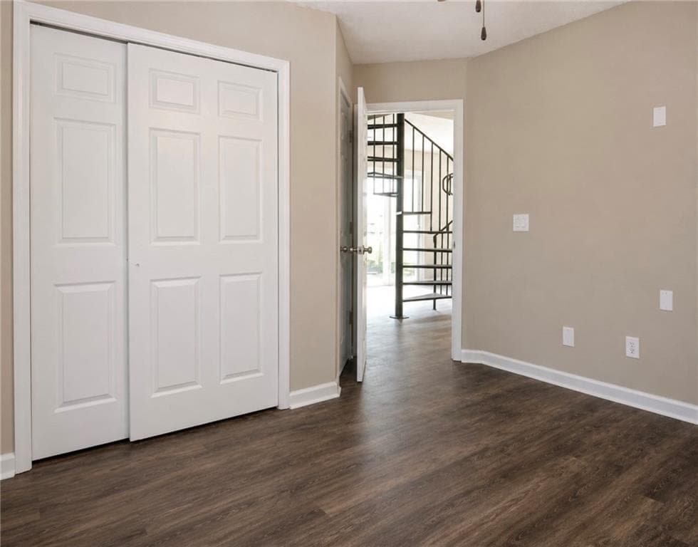 2 bedroom, 2 bathroom, 906 sq ft single family residence under contract at 1125 Rook Place, Woodstock, GA 30188 — photo 8