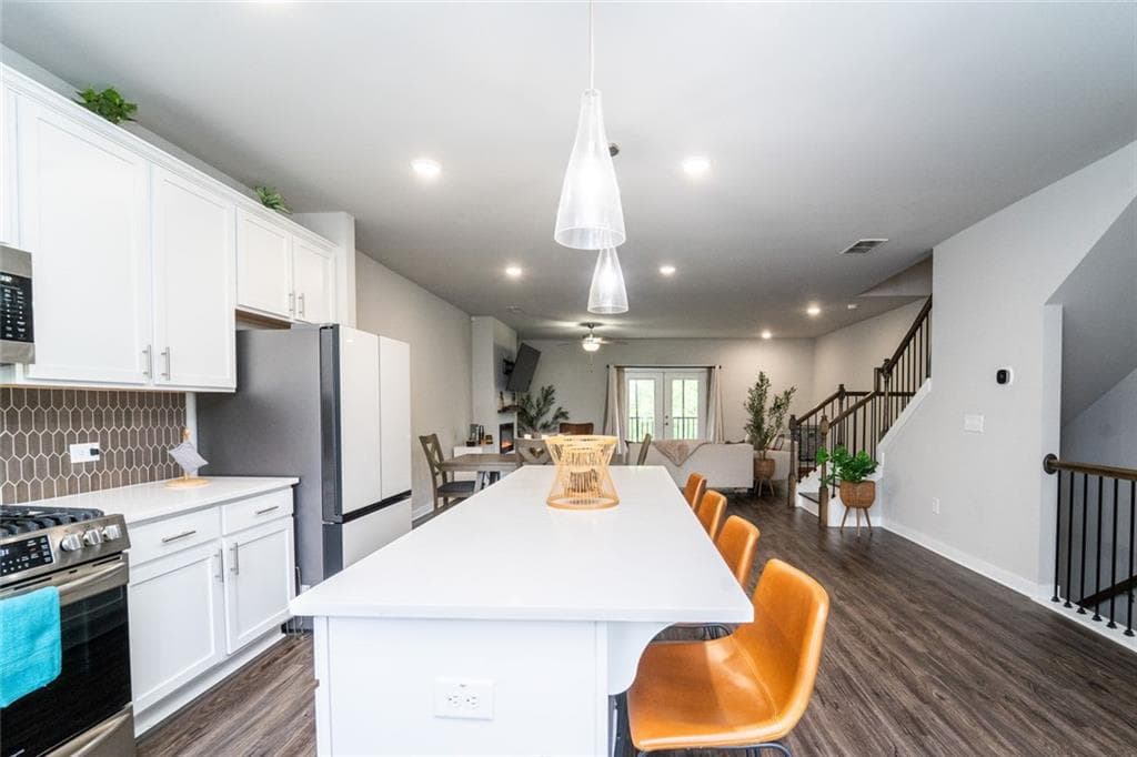 4 bedroom, 4 bathroom, 2,148 sq ft townhouse for sale at 2030 NW Main Street 403, Atlanta, GA 30318 — photo 3