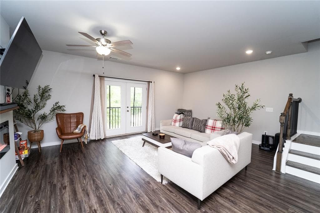 4 bedroom, 4 bathroom, 2,148 sq ft townhouse for sale at 2030 NW Main Street 403, Atlanta, GA 30318 — photo 7