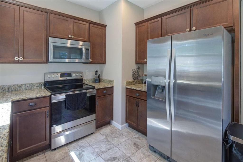 3 bedroom, 2 bathroom, 1,192 sq ft single family residence for sale at 1938 Highway 9, Dawsonville, GA 30534 — photo 8