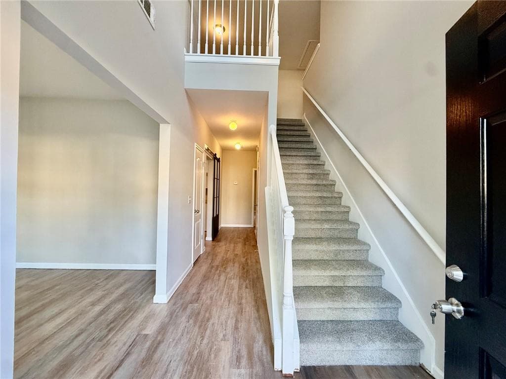 5 bedroom, 4 bathroom, 4,003 sq ft single family residence for sale at 6977 Talkeetna Court, Atlanta, GA 30331 — photo 7