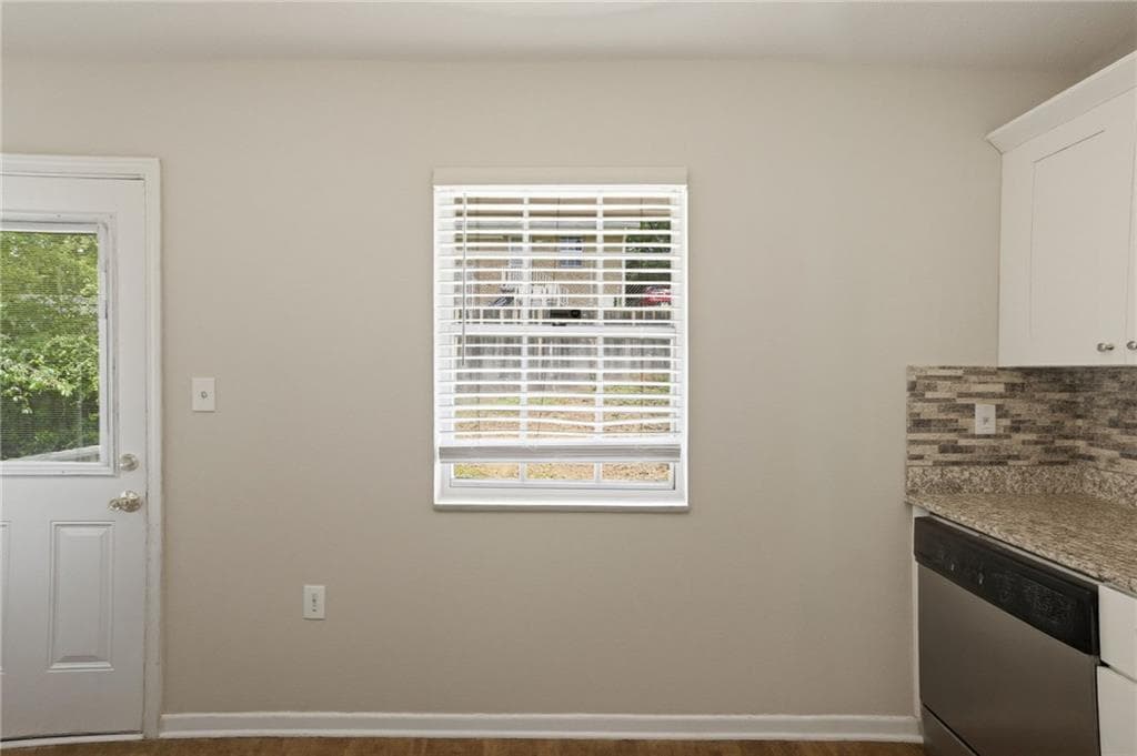 3 bedroom, 1 bathroom, 1,000 sq ft single family residence under contract at 4039 Codel Street, Atlanta, GA 30331 — photo 9
