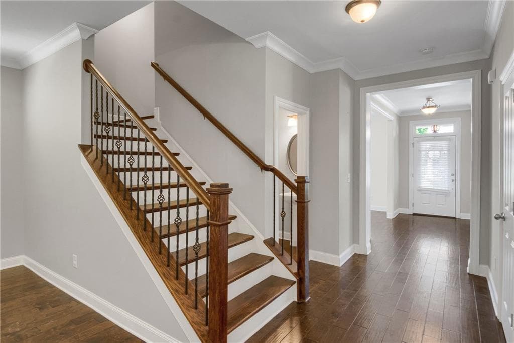 5 bedroom, 5 bathroom, 3,689 sq ft single family residence for sale at 4204 Hardy Avenue, Smyrna, GA 30082 — photo 5