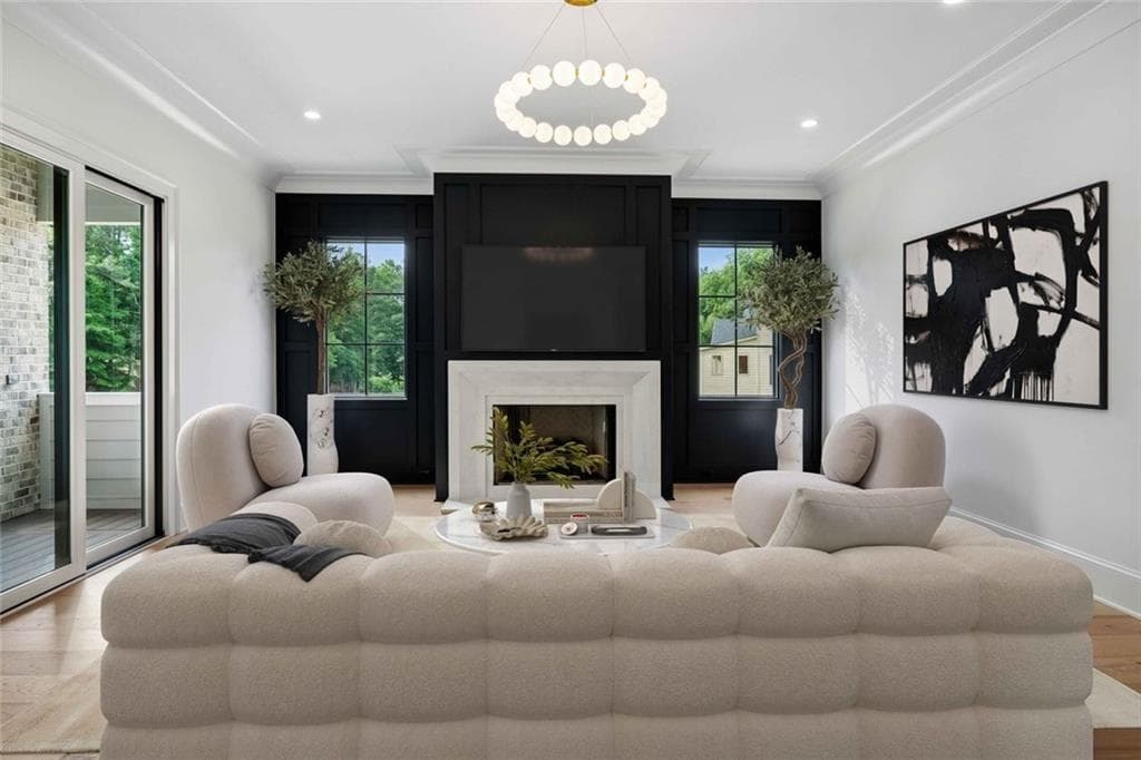 5 bedroom, 6 bathroom, 4,290 sq ft single family residence for sale at 160 Lake Estates Drive, Roswell, GA 30075 — photo 10