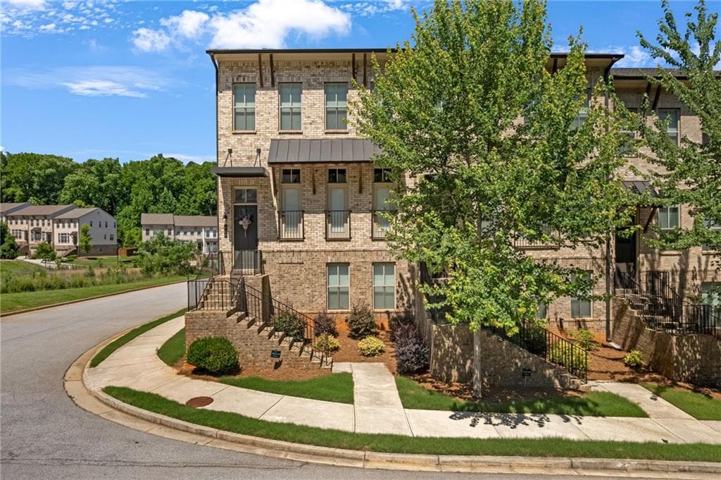 620 Harrington Hills, Decatur, GA 30032 — most recent listing photo