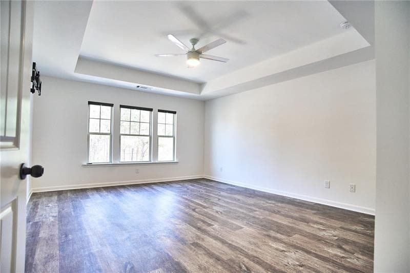 4 bedroom, 3 bathroom, 2,388 sq ft single family residence for sale at 310 Woodson Way, Woodstock, GA 30189 — photo 7