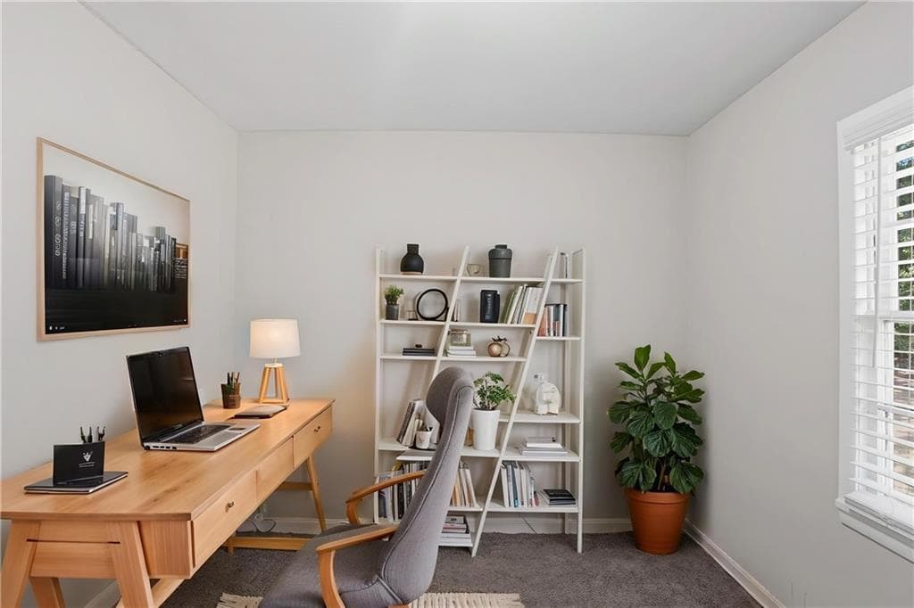 3 bedroom, 1 bathroom, 1,050 sq ft single family residence for sale at 306 Ard Place, Atlanta, GA 30331 — photo 5