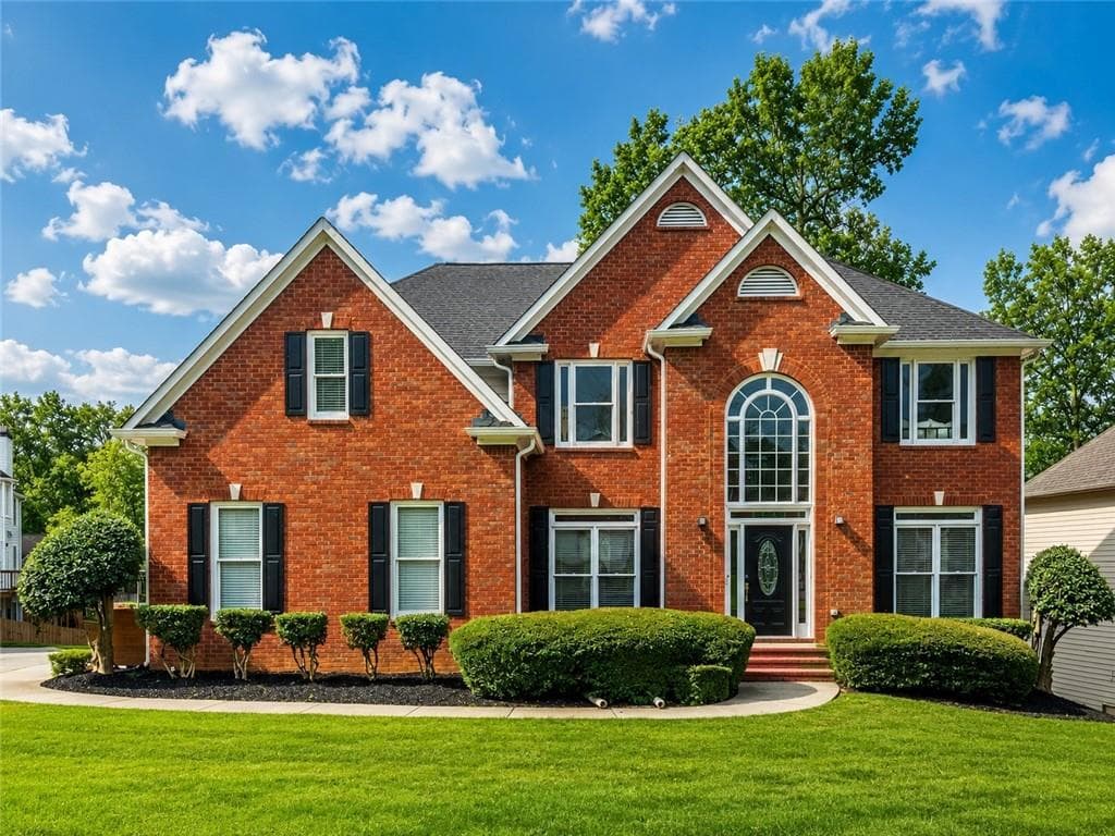 4 bedroom, 4 bathroom, 3,078 sq ft single family residence under contract at 1331 Dayspring Trace, Lawrenceville, GA 30045
