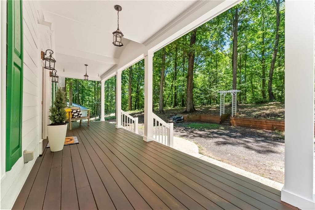 4 bedroom, 3 bathroom, 3,500 sq ft single family residence for sale at 3807 Al Mangum Road, Talmo, GA 30575 — photo 7
