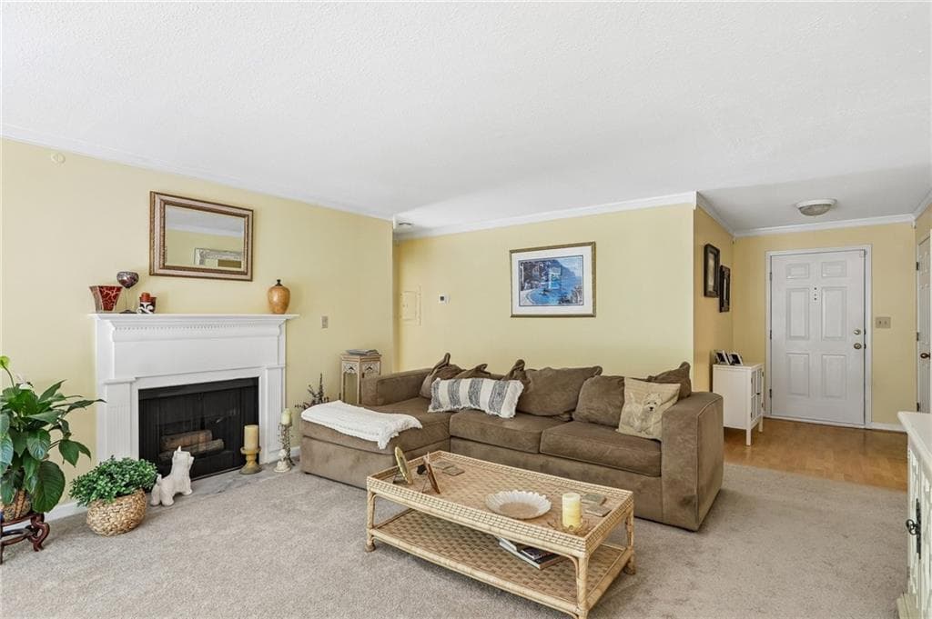 2 bedroom, 2 bathroom, 1,462 sq ft condominium for sale at 26308 Plantation Drive, Atlanta, GA 30324 — photo 2
