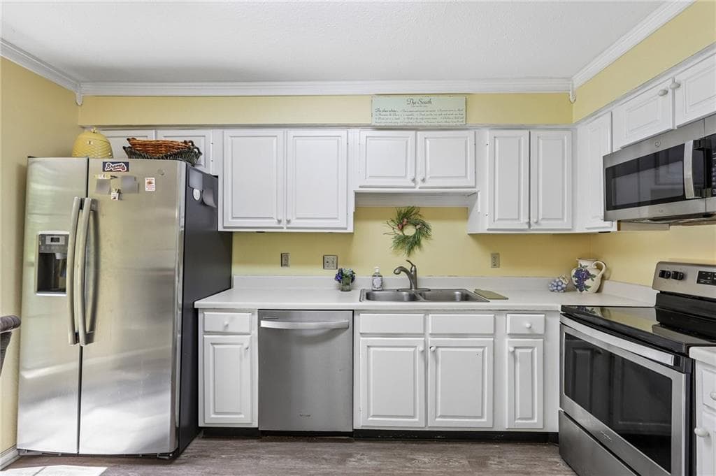 2 bedroom, 2 bathroom, 1,462 sq ft condominium for sale at 26308 Plantation Drive, Atlanta, GA 30324 — photo 6