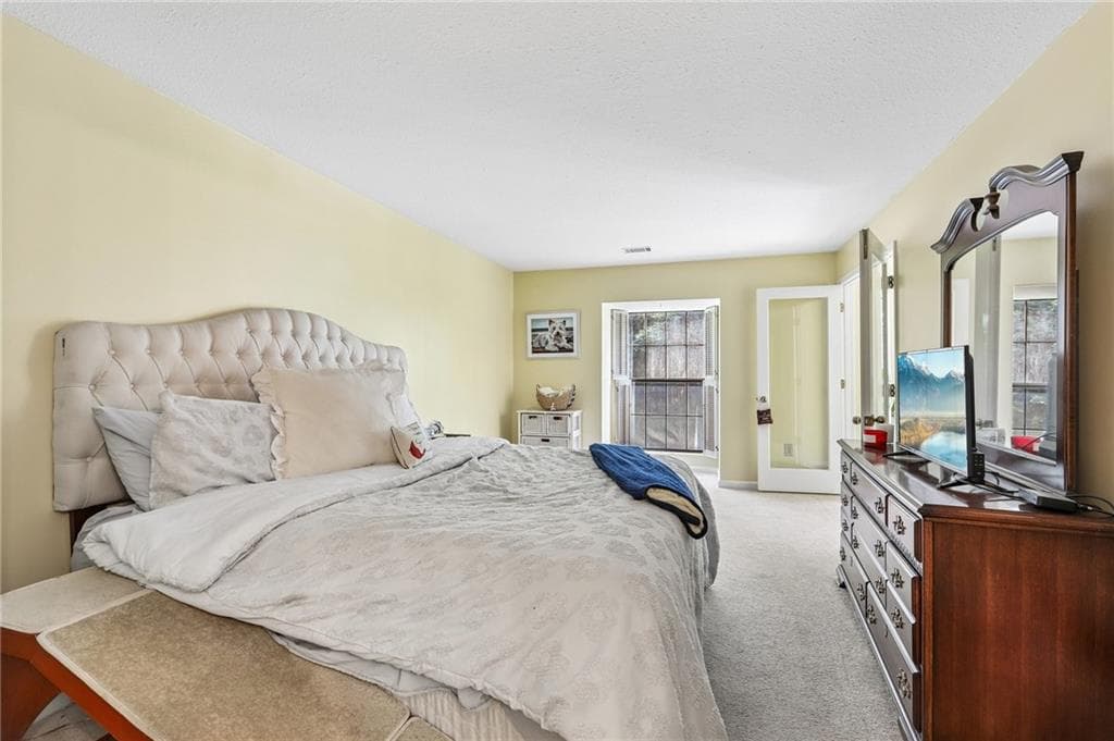 2 bedroom, 2 bathroom, 1,462 sq ft condominium for sale at 26308 Plantation Drive, Atlanta, GA 30324 — photo 9