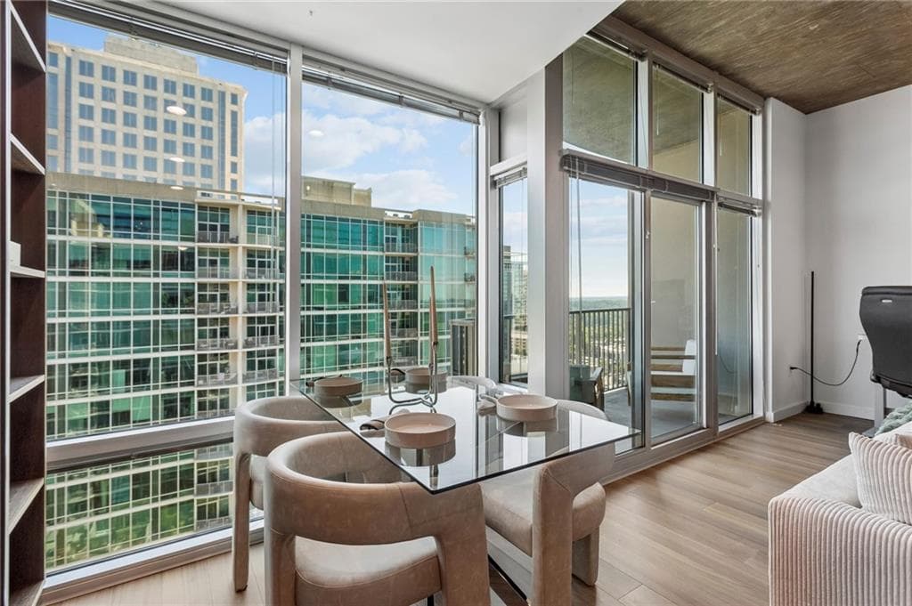 1 bedroom, 1 bathroom, 768 sq ft condominium for sale at 923 Peachtree Street 1824, Atlanta, GA 30309 — photo 10